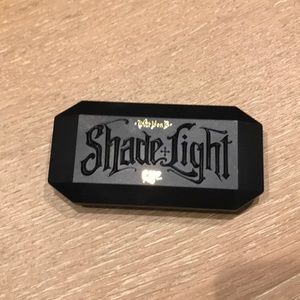 Kat VonD Shade + Light eye shawdow quad